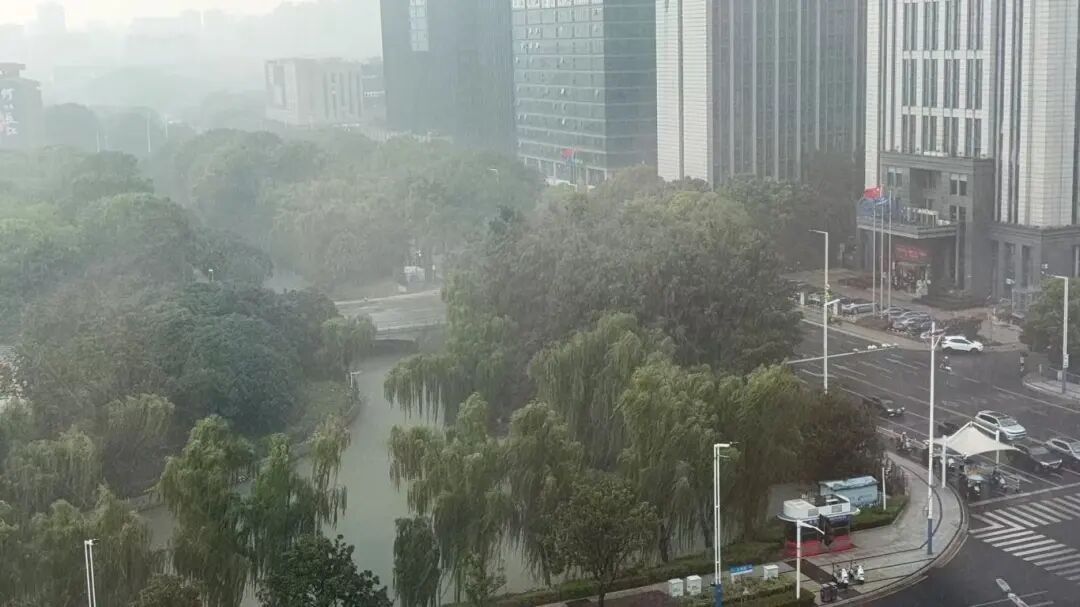 大雨！7～9级雷暴大风抵达常州