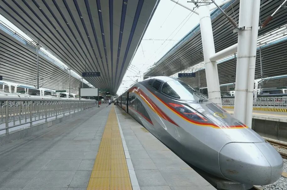 高铁列车的“门”道，你了解多少？