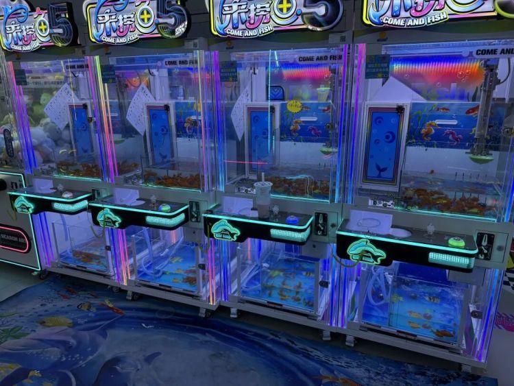 何止“上头”？还有风险！小心抓娃娃机“变种”