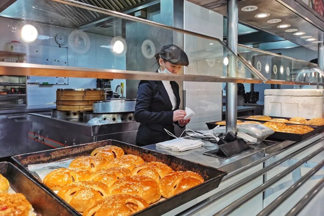 上海一大厂食堂对外开放！不少人尝鲜，份量大味道嗲，价格实在太…