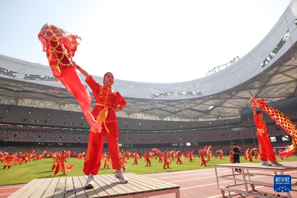 体教融合 欢乐“鸟巢” 体教融合 欢乐“鸟巢”