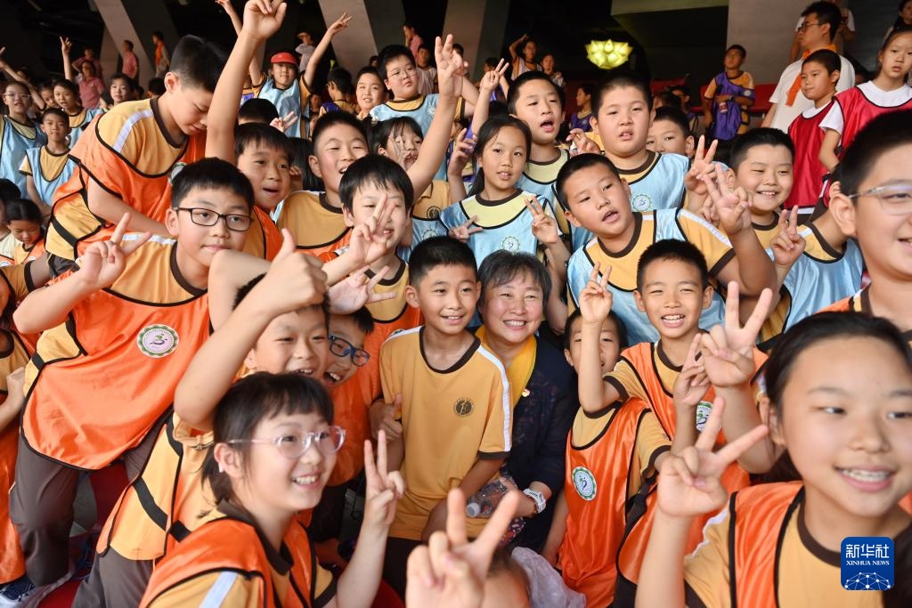 体教融合 欢乐“鸟巢” 体教融合 欢乐“鸟巢”