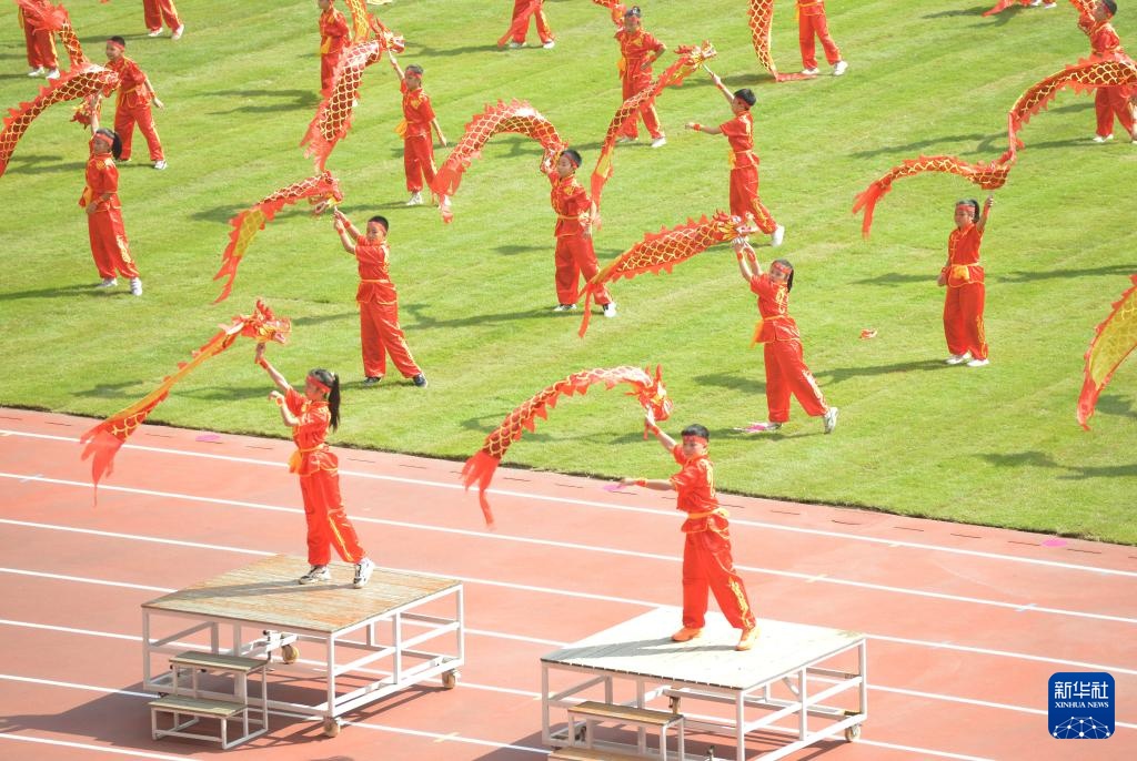 体教融合 欢乐“鸟巢” 体教融合 欢乐“鸟巢”