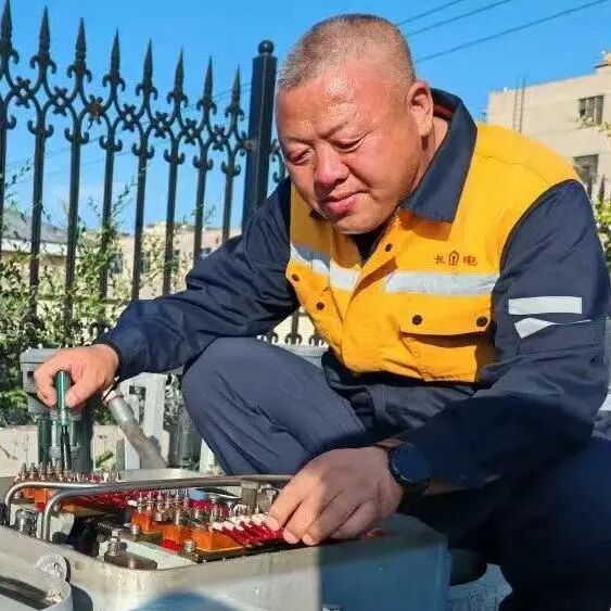 “00后”小伙当师傅了？有的比徒弟小30岁！