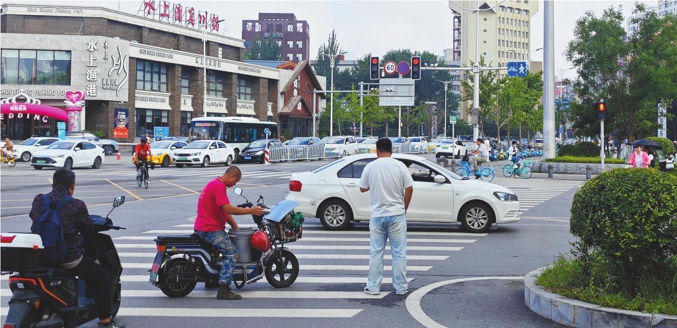 闯灯乱穿行 都啥心理? 闯灯乱穿行 都啥心理?