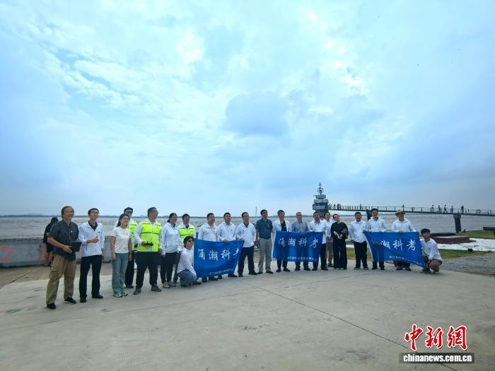 钱塘江涌潮科考，“考” 什么？