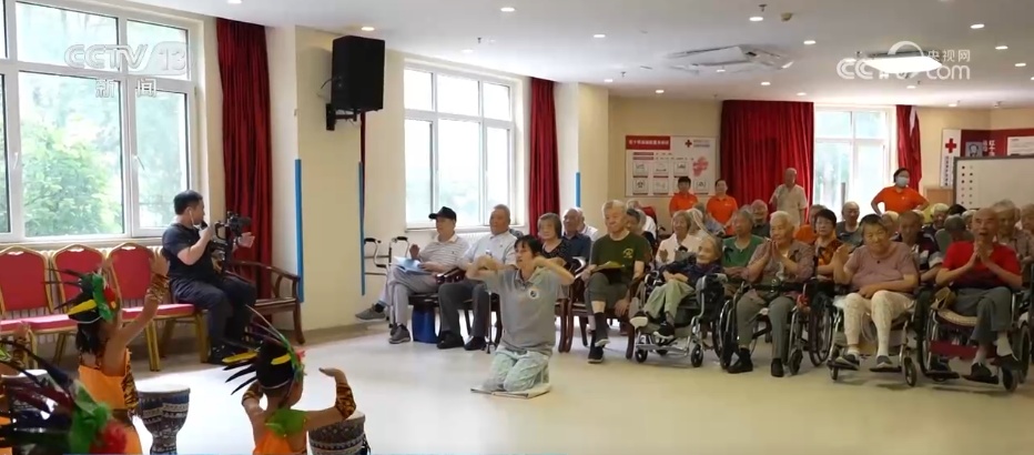 从“养老”到“享老” 多元化服务新模式为老年人打造幸福“夕阳红”