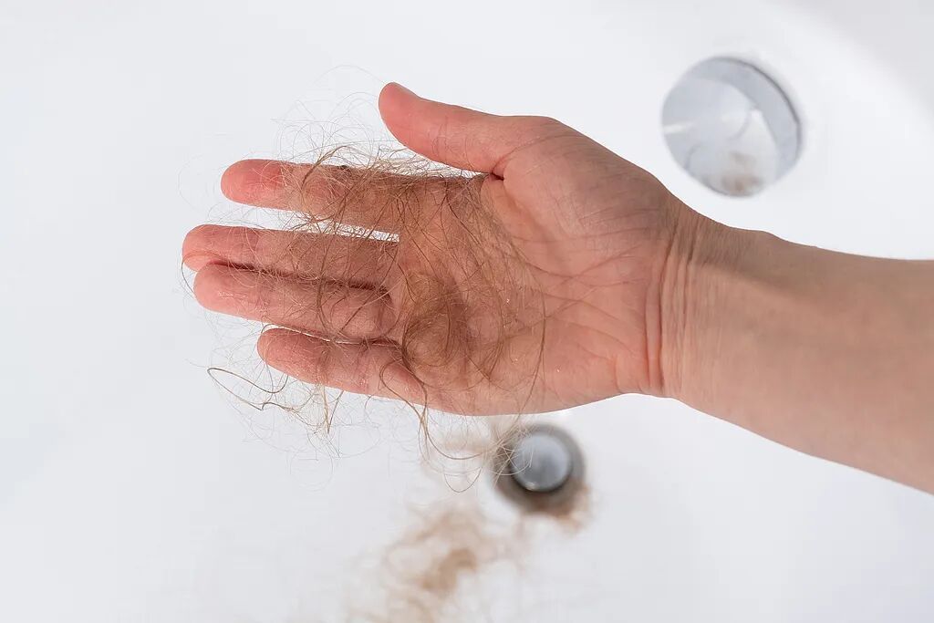 惨不忍睹！20岁女孩经历"恐怖一个月"！原因令网友唏嘘：代价太大