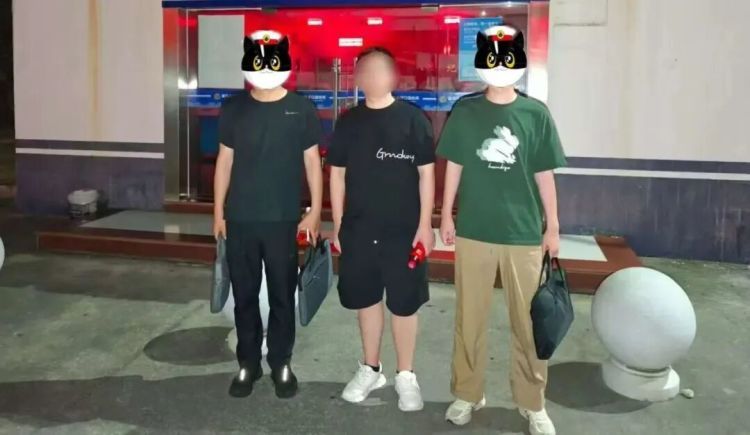 为赚流量 ，利用AI工具编造涉企谣言，陈某被拘留！