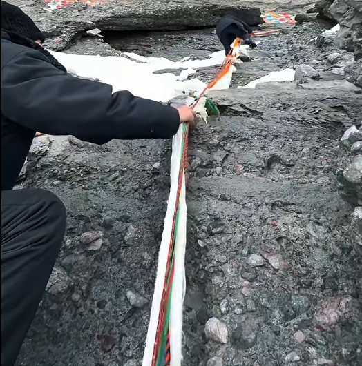 有游客坠下悬崖！当地通报：救援耗费大量公共资源