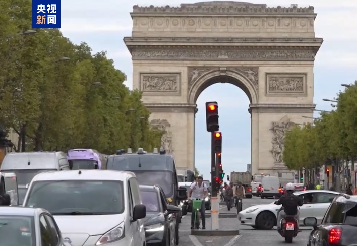 法国爆发大规模示威！数百人被捕、建筑被烧毁、学校被封锁、交通中断