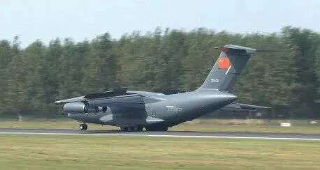 歼-20与运-20飞行员空空对话！