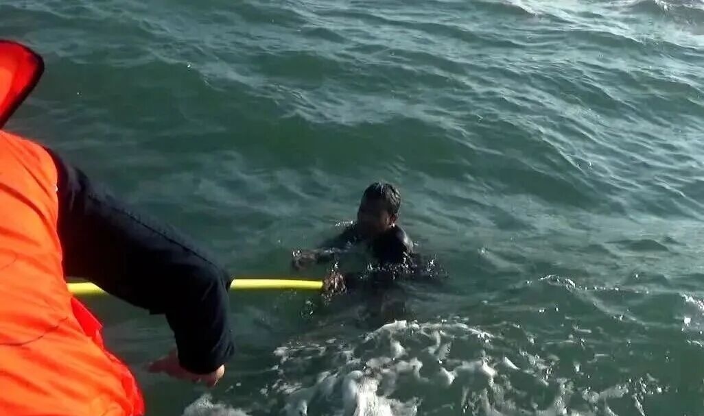 成功营救！这次是军舰