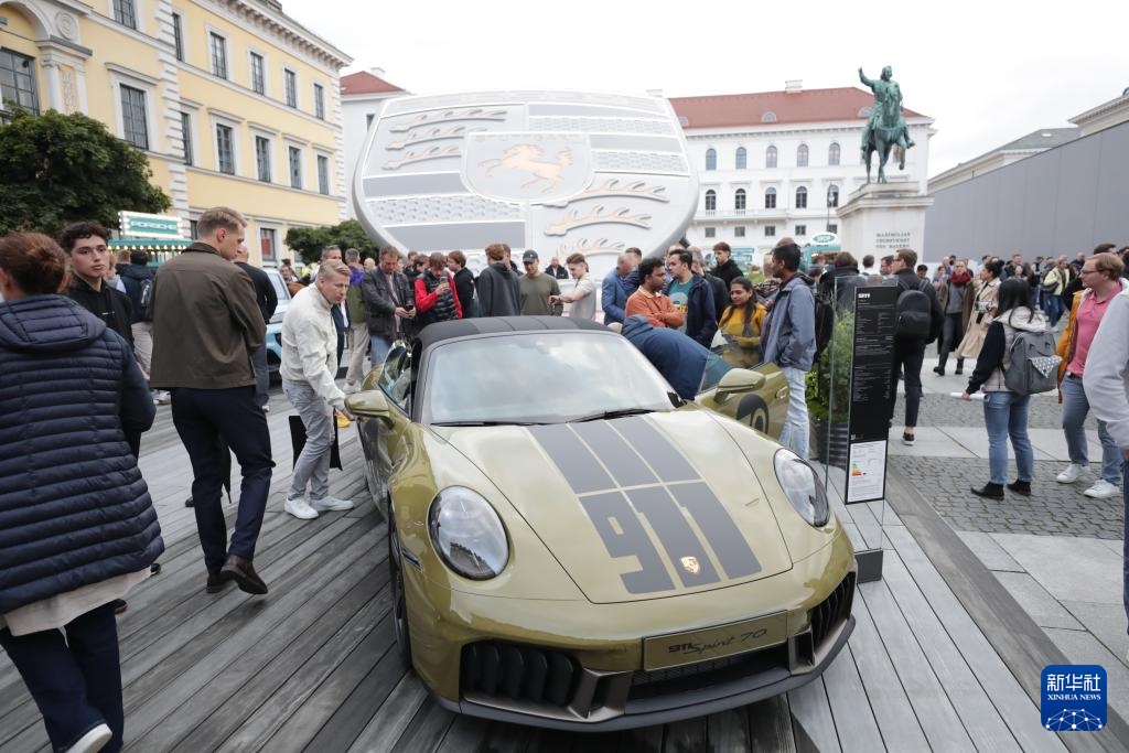 慕尼黑车展：历史老城遇见现代车展
