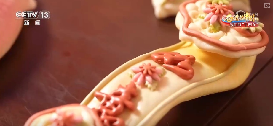 传统年馍玩转“72变”！舌尖上的美食、指尖上的艺术撬动亿元大市场