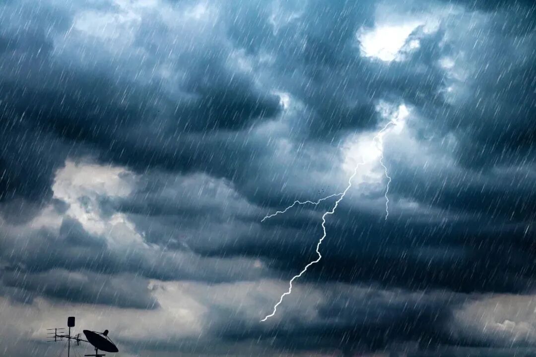 今天北京部分地区有雷阵雨+大风+冰雹，具体时段——