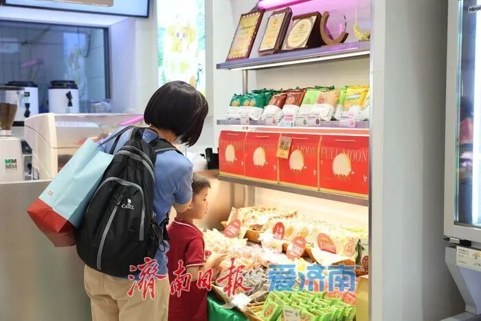 谁懂啊！济南“豆橛子月饼”走红，外卖抢购、到店尝鲜热潮不断