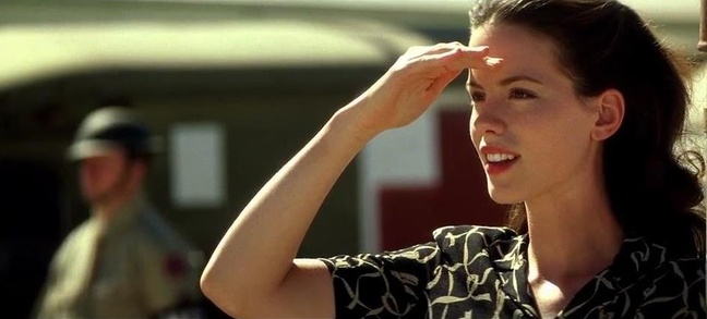 《珍珠港》女演员在公园违规，疑被封号还将面临罚款