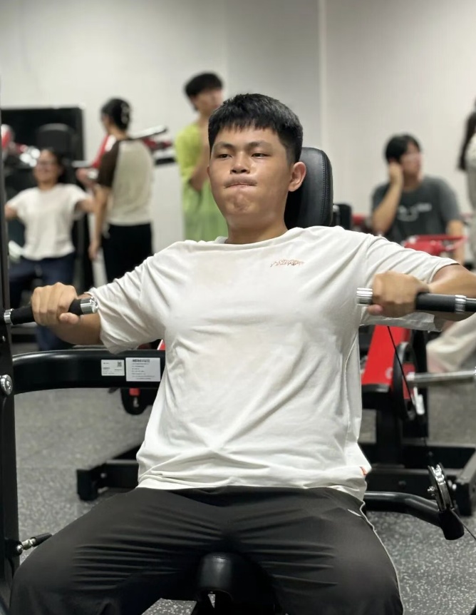 “选到就是赚到！”这所高校的“体重管控”课火了