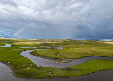 收藏！初秋草原养眼壁纸上新