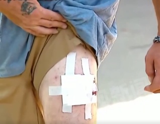 警察连开8枪,竟打错了人!美国警方:敲错了房门 警察连开8枪,竟打错了人!美国警方:敲错了房门