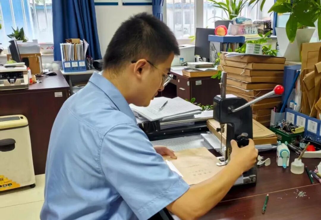 0306019，这“警号”怎么多了一位？