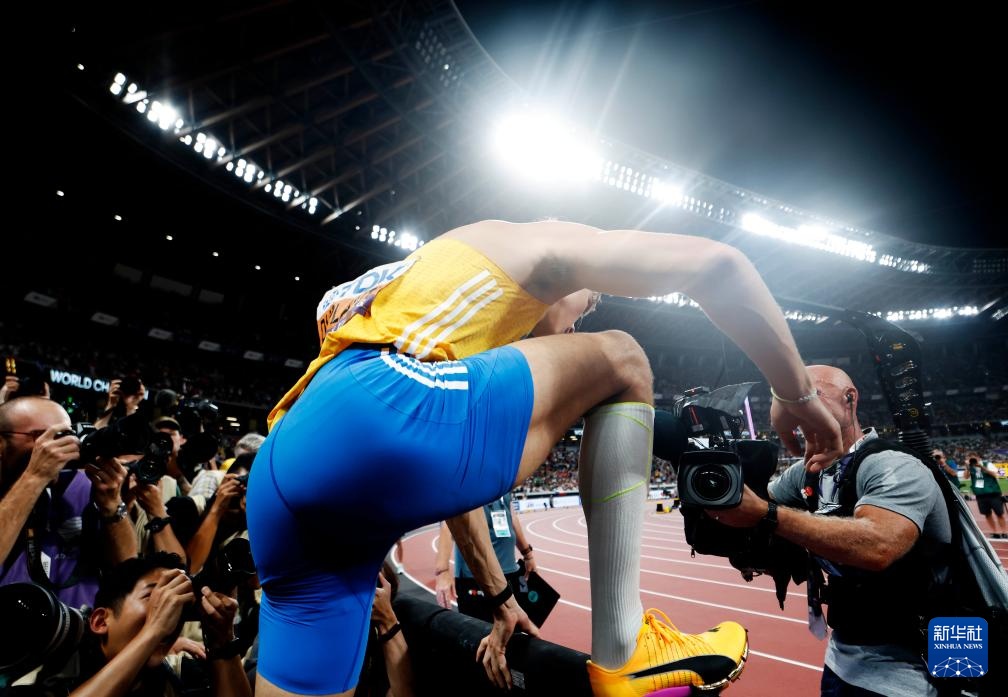 田径世锦赛杜普兰蒂斯打破男子撑杆跳高世界纪录 田径世锦赛杜普兰蒂斯打破男子撑杆跳高世界纪录
