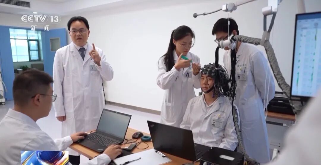 “意念”操控成真!探访我国首个脑机接口病房 “意念”操控成真!探访我国首个脑机接口病房