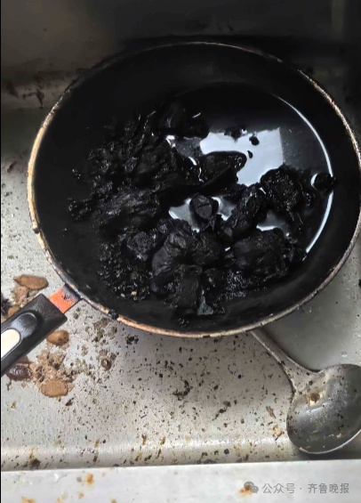 心太大！男子炖鸡后回卧室倒头就睡，被嘶吼着摇醒时，身边站满了消防员