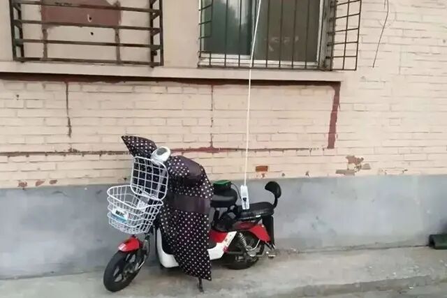 飞线充电、进楼入户,电动自行车使用中的危险行为您都了解吗? 飞线充电、进楼入户,电动自行车使用中的危险行为您都了解吗?