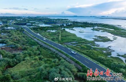 国庆假期来海南环岛旅游公路看海