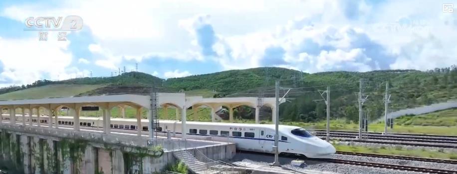 国庆中秋假期车票开始发售!铁路动态调票、加开列车,全力保障旅客出行 国庆中秋假期车票开始发售!铁路动态调票、加开列车,全力保障旅客出行