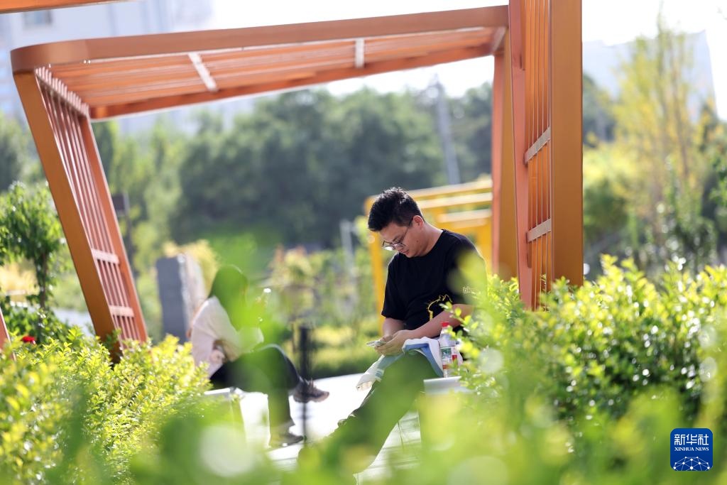 兰州:“口袋公园”扮靓城市微空间 兰州:“口袋公园”扮靓城市微空间