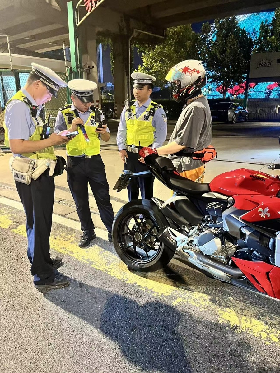 上海启用噪音智能监测设备监管机动车“炸街”，已查处噪音超标违法240余起