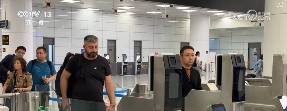 满足美好生活需要、拉动经济增长 服务消费升级有哪些实招？