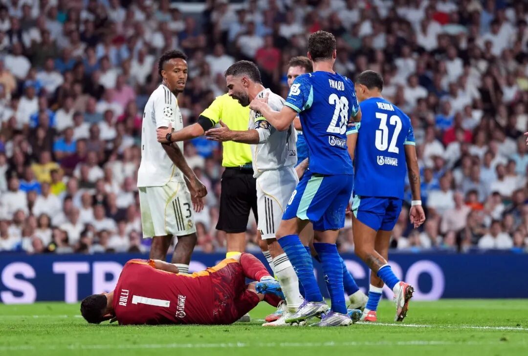 红牌、点球、逆转！皇马欧冠开门红，全是名场面