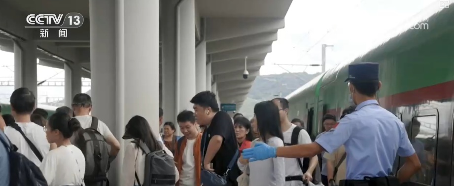 “人畅其行、货畅其流”创新高！前8个月铁路运输“成绩单”出炉