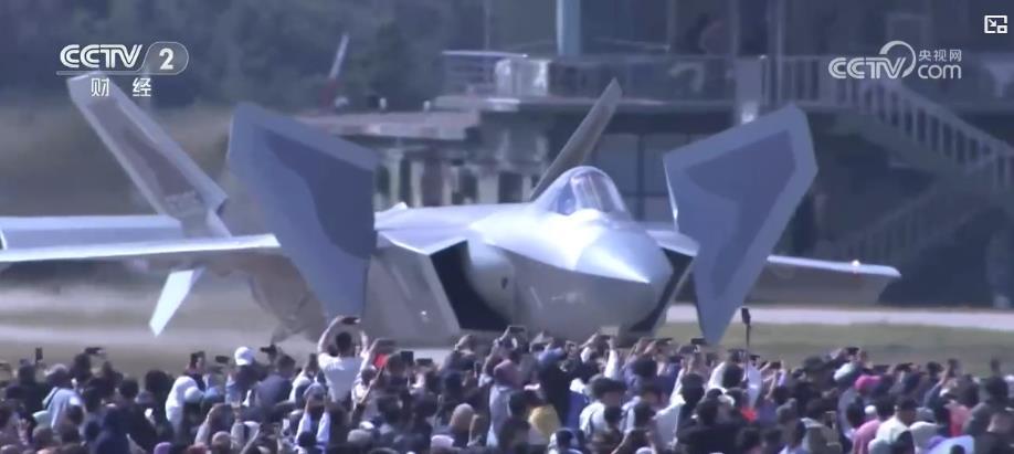 2025长春航空展预演精彩 歼-20飞行表演等亮点抢先看