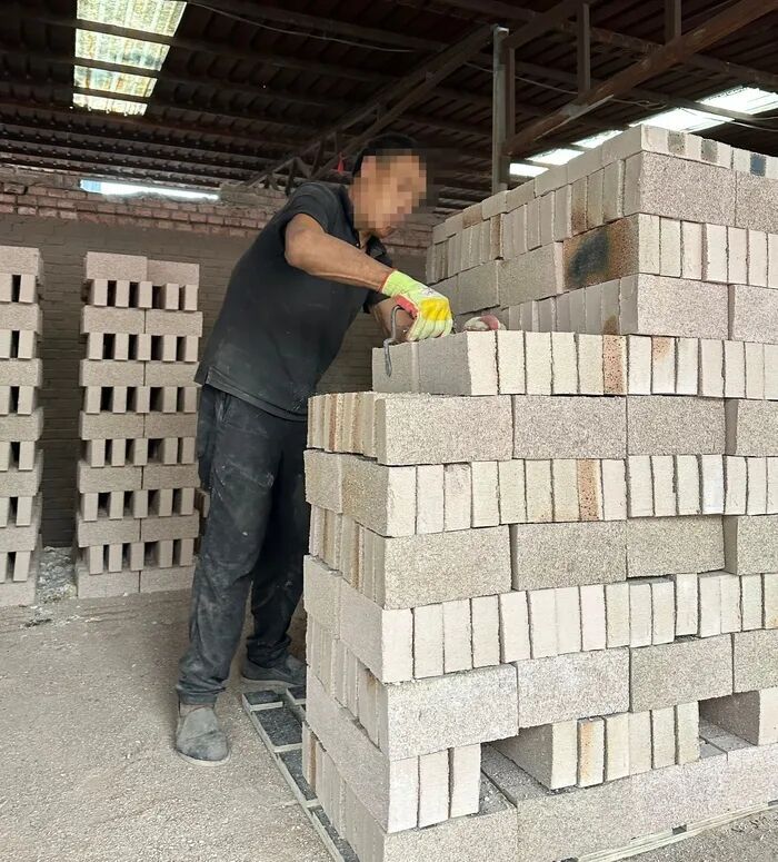 山西一砖厂雇佣2名残障人员? 当地通报 山西一砖厂雇佣2名残障人员? 当地通报