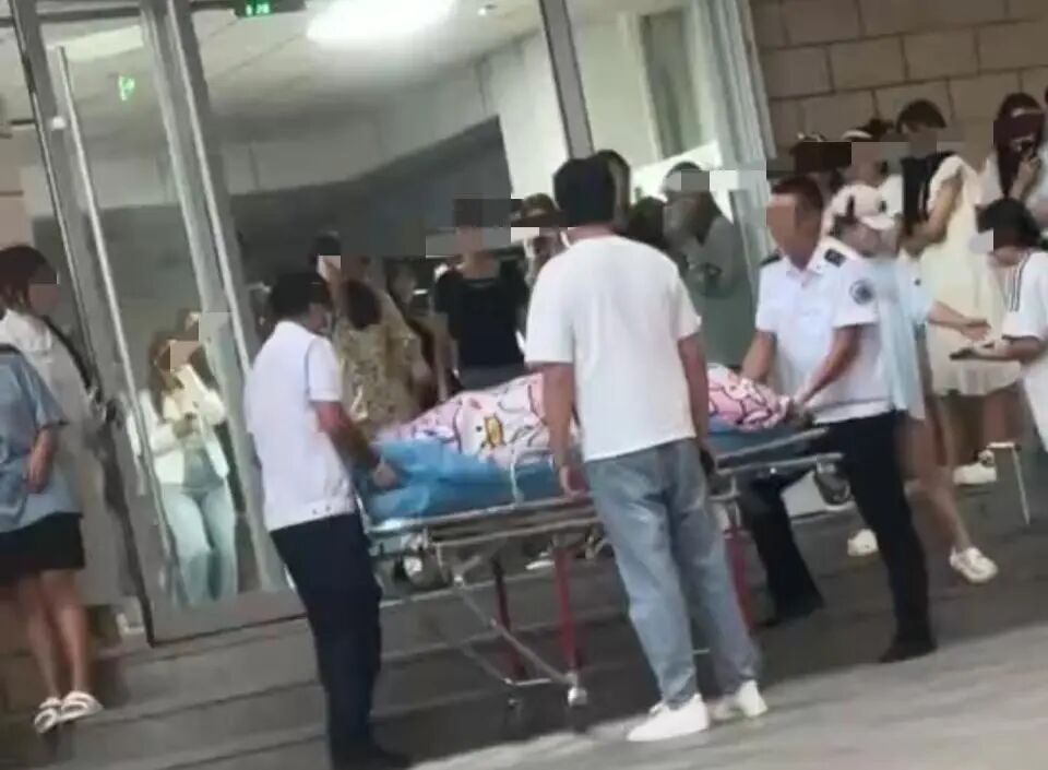 大学生宿舍分娩背后的深思考