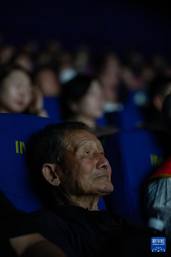 新华全媒+丨电影《731》全球首映 揭露日军细菌战暴行 新华全媒+丨电影《731》全球首映 揭露日军细菌战暴行