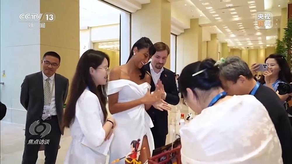 焦点访谈丨73%的参评作品来自海外 “金熊猫”如何让世界“美美与共”？