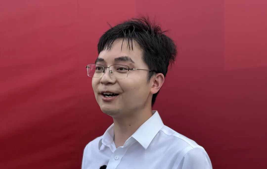 “宇宙学姐”王浩泽，回母校东大了！