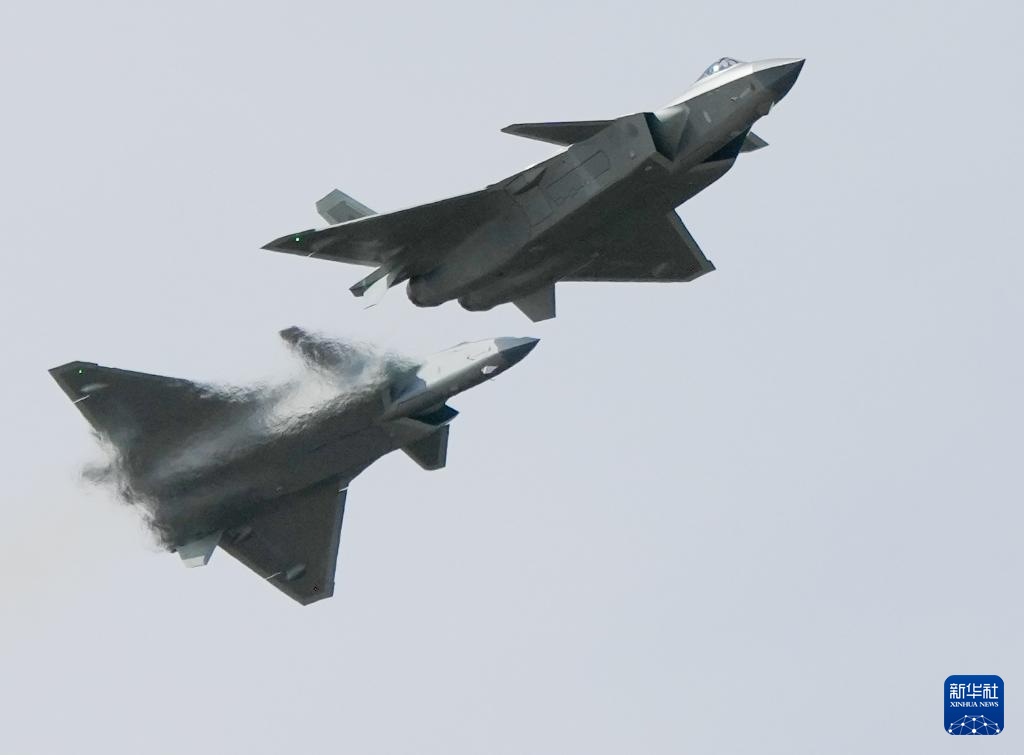 新华全媒+丨2025年空军航空开放活动和长春航空展开幕