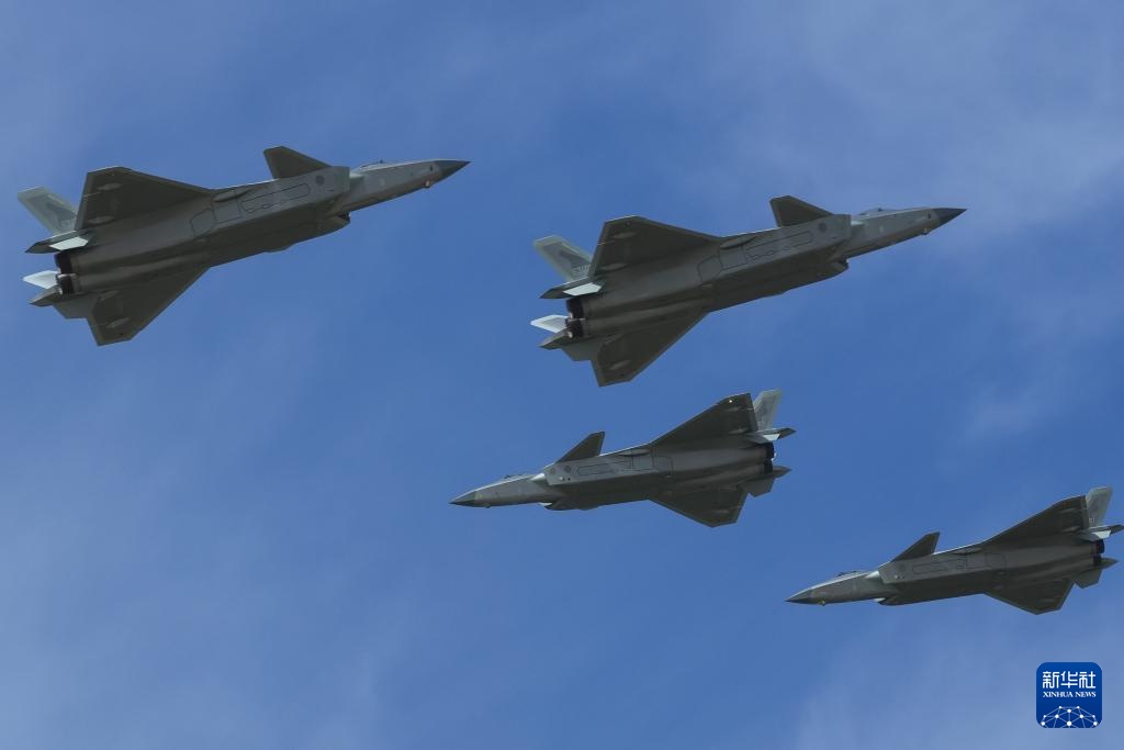 新华全媒+丨2025年空军航空开放活动和长春航空展开幕