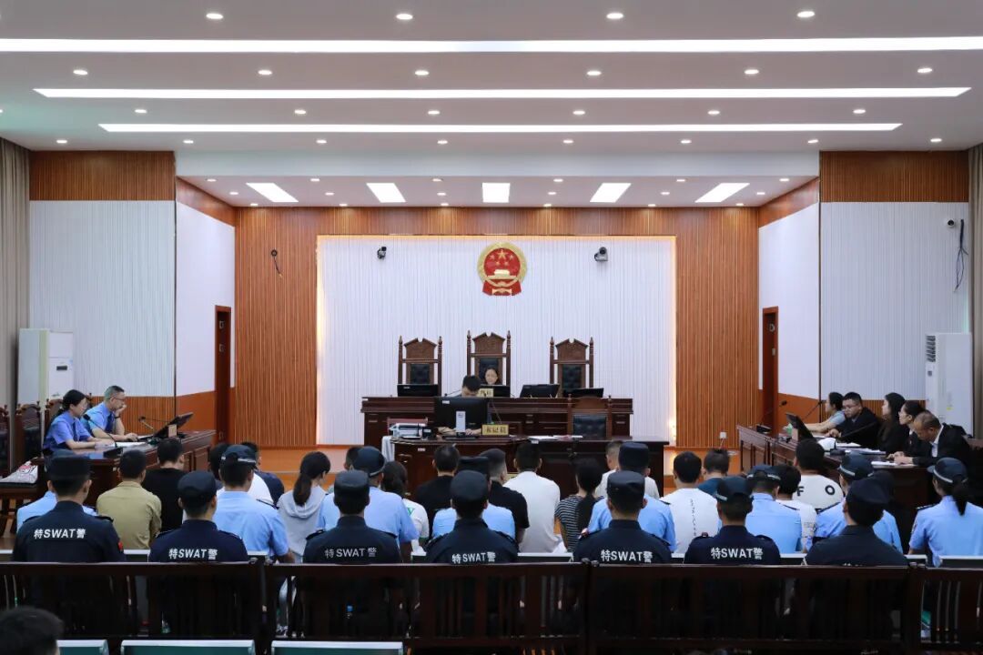 微信销售“六合彩”，17人被判刑！