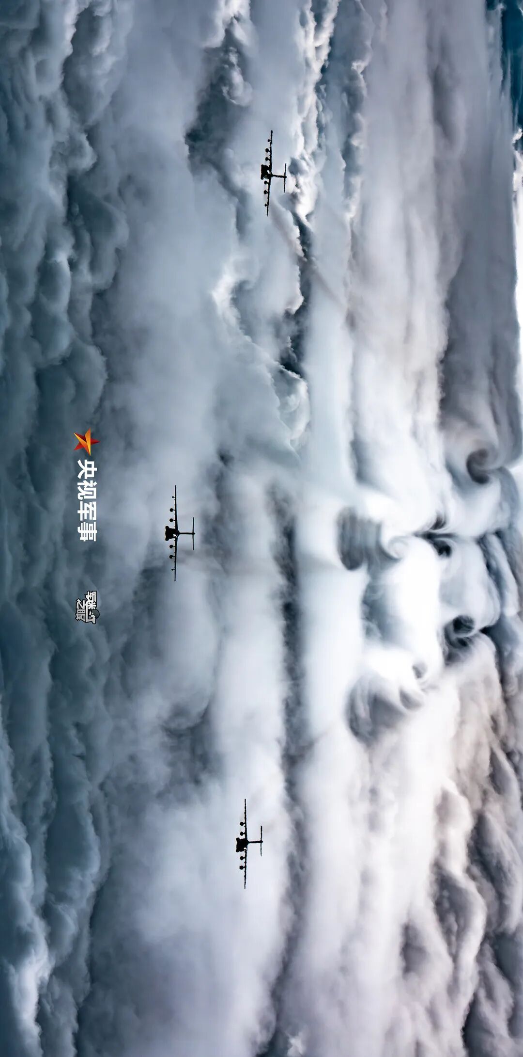 空中怼脸拍战机！震撼+1+1+1+……