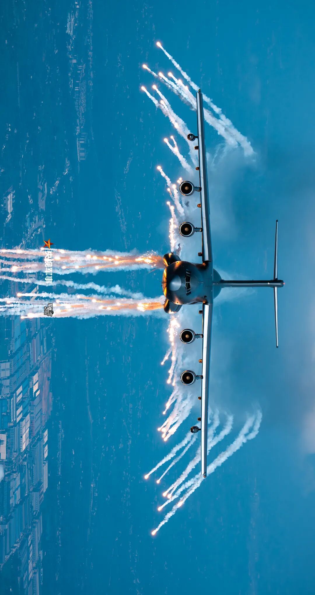 空中怼脸拍战机！震撼+1+1+1+……