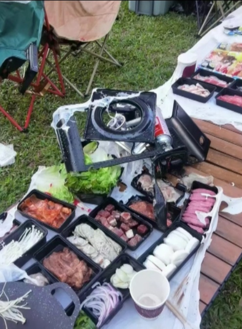 突发爆燃,5人受伤!专家提醒:卡式炉下别放它→ 突发爆燃,5人受伤!专家提醒:卡式炉下别放它→