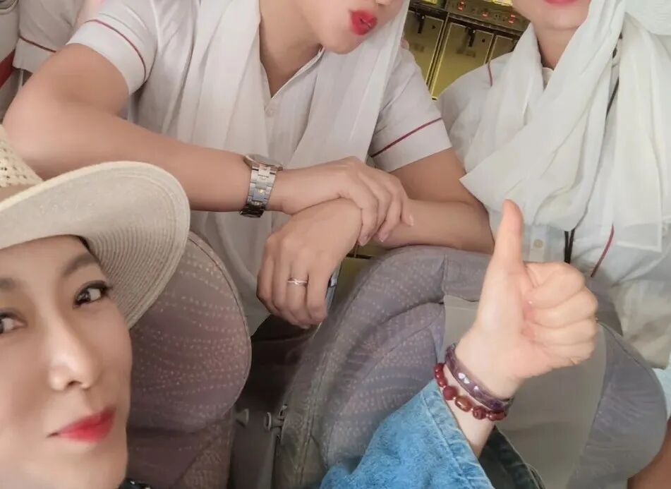 57岁妈妈退休后抛下一切,独自去国外上学!“他们说我疯了,其实我是真正醒了” 57岁妈妈退休后抛下一切,独自去国外上学!“他们说我疯了,其实我是真正醒了”